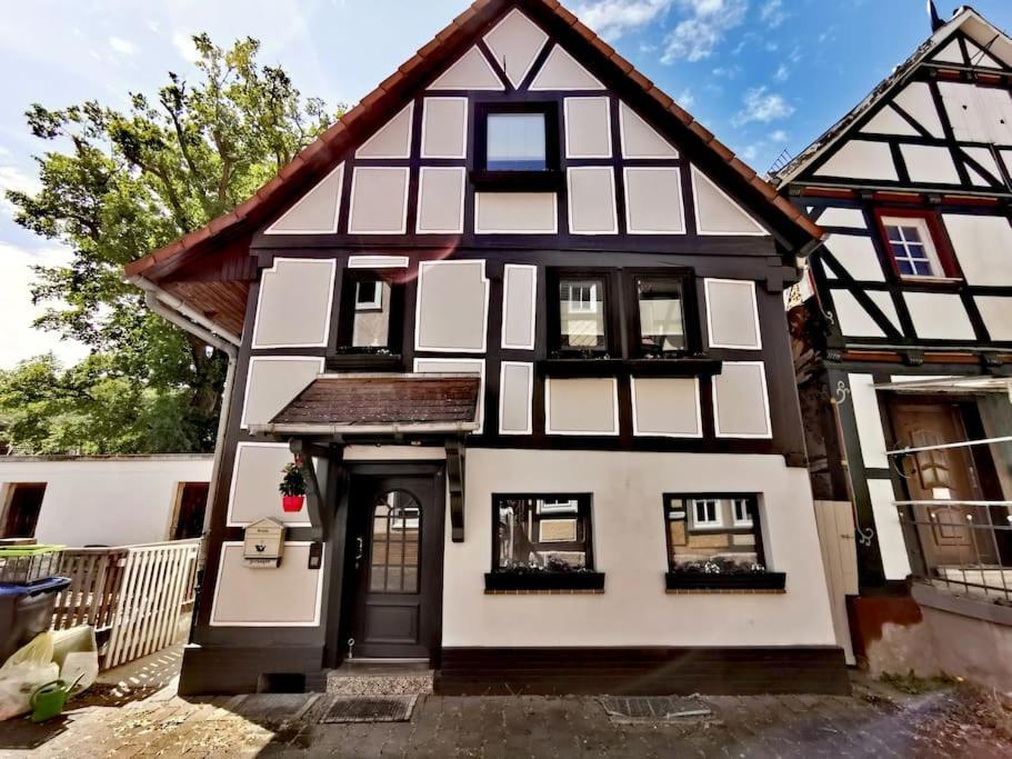 Fachwerkhaus Mitten In Der Altstadt - Ferien In Rotenburg Rotenburg an der Fulda Eksteriør bilde
