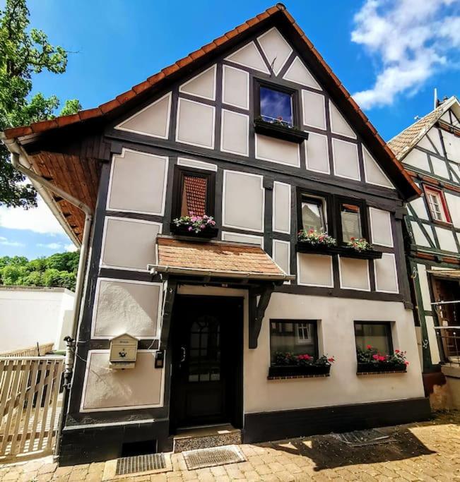 Fachwerkhaus Mitten In Der Altstadt - Ferien In Rotenburg Rotenburg an der Fulda Eksteriør bilde